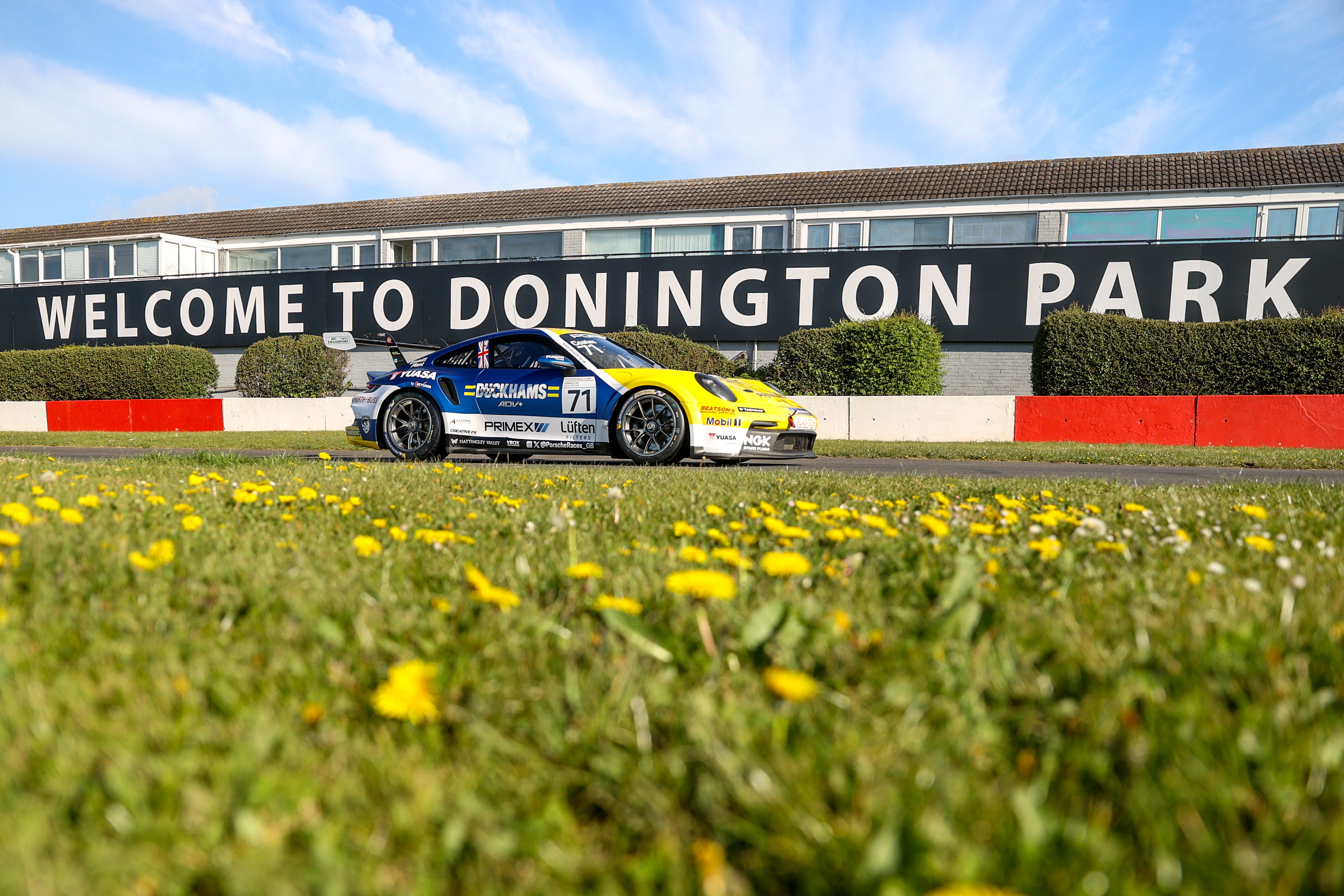 Duckhams Yuasa Racing ready to take Porsche Pro-Am lead to Donington Park